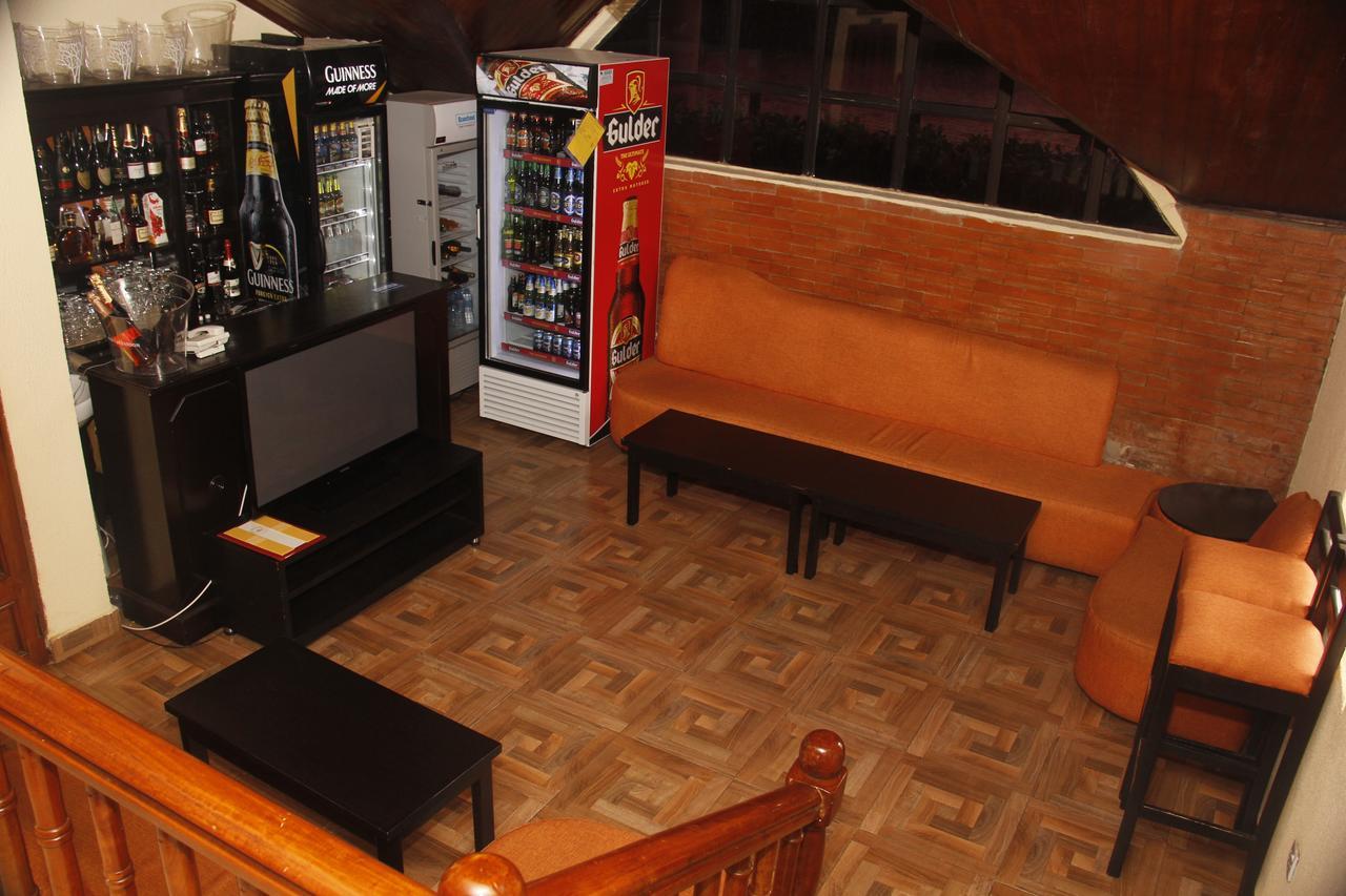 Crown Cottage Hotel Ikeja Exterior photo